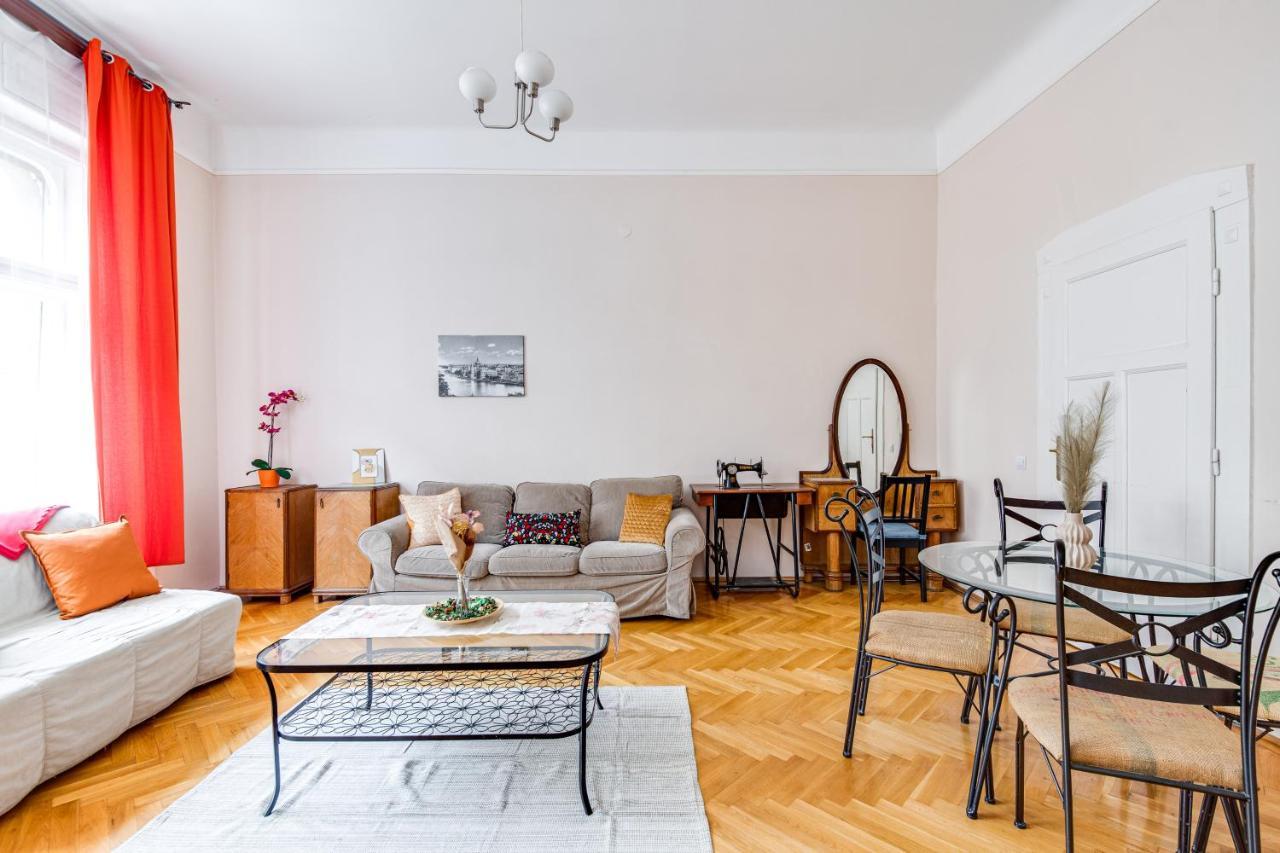 Апартаменты Vintage In The Jewish Quarter