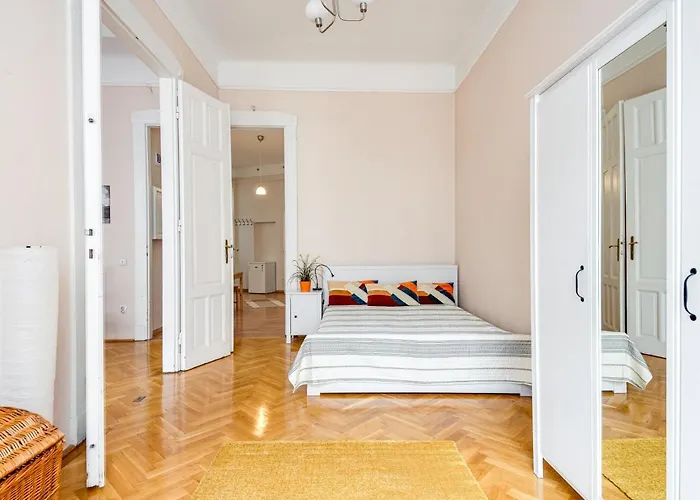 Vintage Apartment In The Jewish Quarter